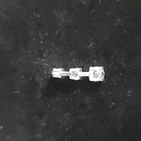 925 3 Stone Necklace Pendant - Picture 4 of 6